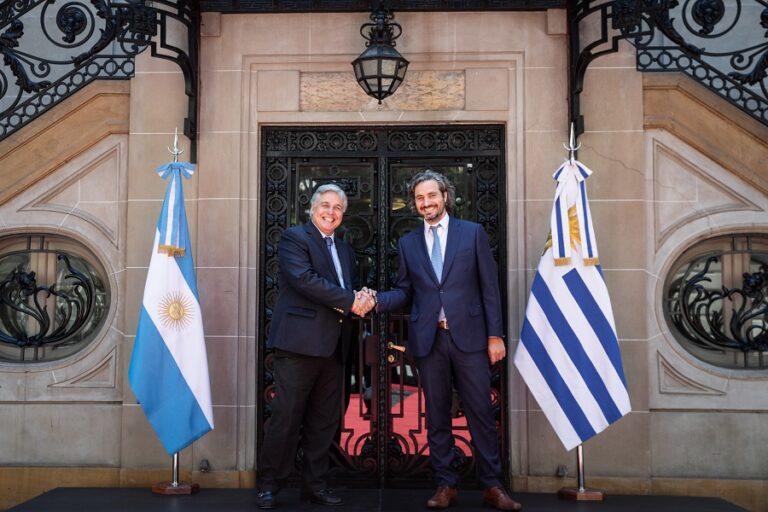 Cancilleres de Argentina y Uruguay destacaron el dinamismo de la relación bilateral