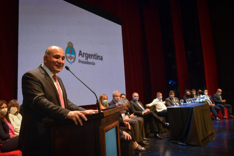 Con una inversión de casi $2.000 millones, el Gobierno nacional impulsa la obra pública y el trabajo en Tucumán