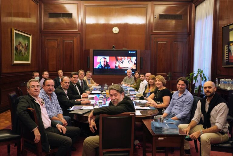 El Banco Nación lanza BNA Conecta ante empresarios y representantes PyMEs de todo el país