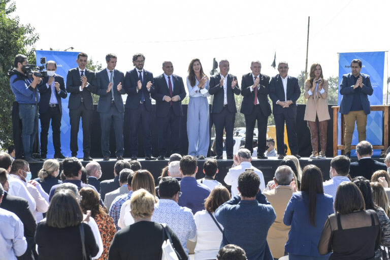Juan Manzur: “Vamos a terminar con la histórica postergación que sufrió el Norte argentino”