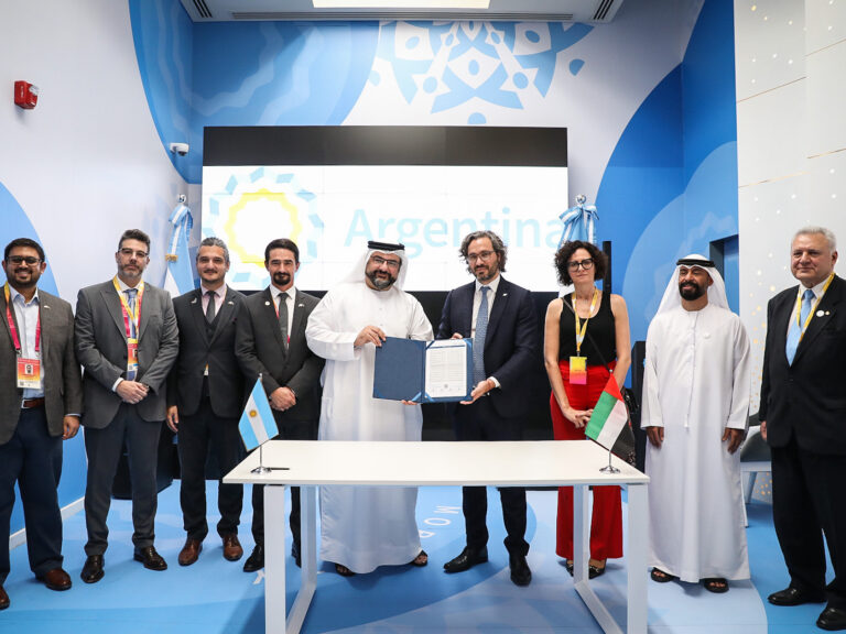 Cafiero firmó convenio sobre certificaciones Halal para exportaciones argentinas