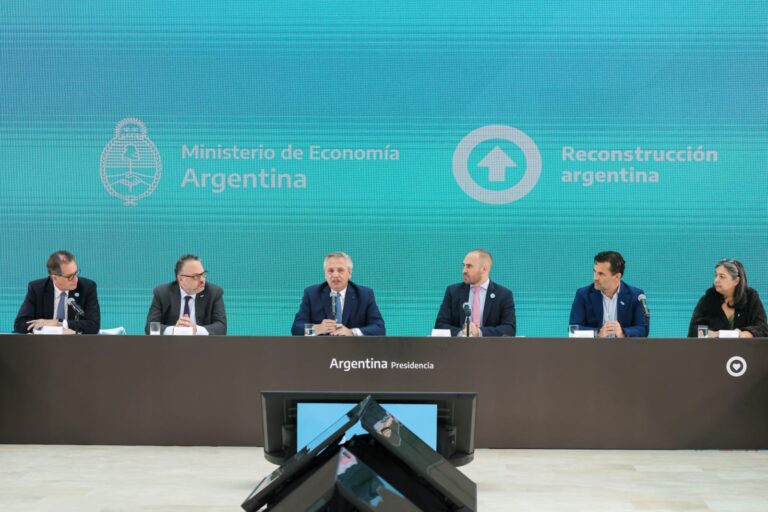 El Gobierno anunció el Régimen de Acceso a Divisas para el sector hidrocarburífero para favorecer las inversiones y la producción