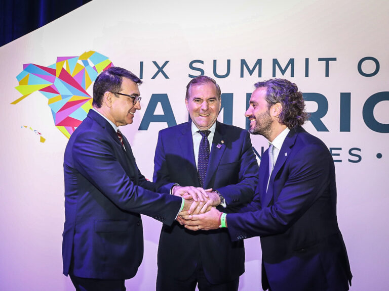 Cafiero destacó junto a sus pares de Brasil y Paraguay el crecimiento del comercio intra Mercosur, que alcanzó los USD 41.000 millones, y anunciaron Cumbre Presidencial el 21 de julio en Asunción