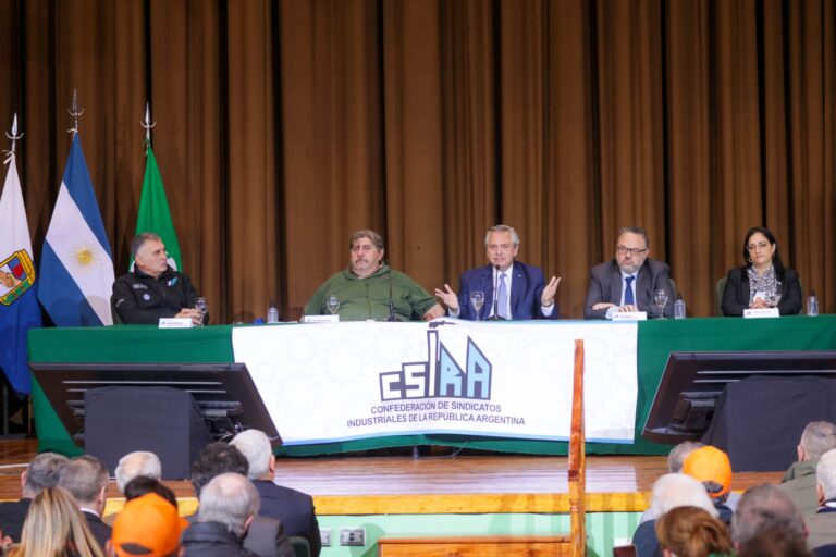 Alberto Fernández: «Un país sin industria es un país sin trabajo”