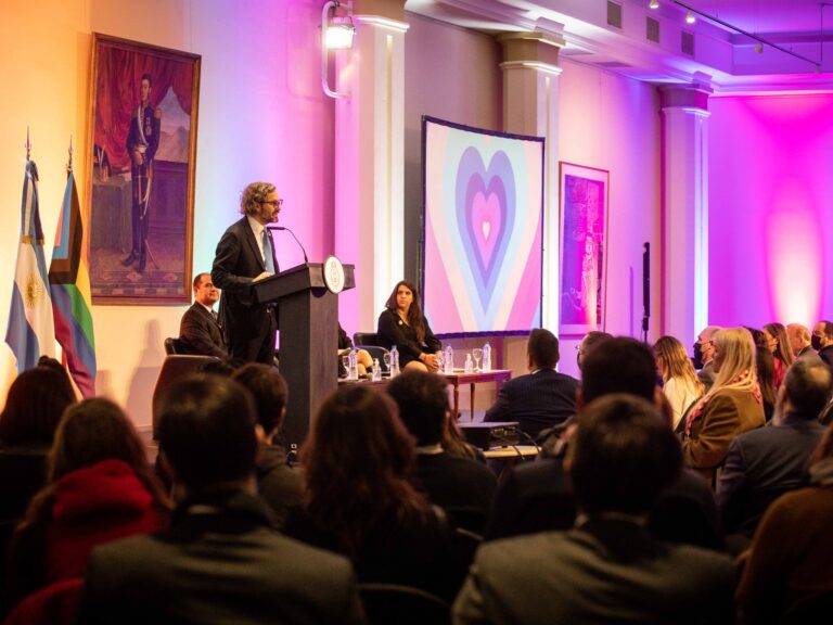 Cafiero destacó el liderazgo de Argentina en la ampliación de derechos y diversidades