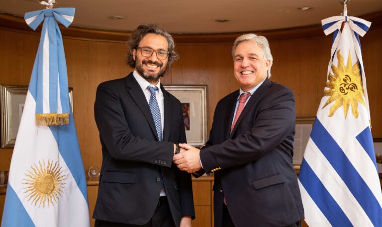 Cafiero recibió a Bustillo y destacaron la importancia del Mercosur para dar respuestas a las medidas globales