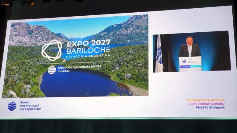 ARGENTINA PRESENTÓ EN PARÍS LA CANDIDATURA DE BARILOCHE PARA SER SEDE DE LA EXPO ESPECIALIZADA 2027