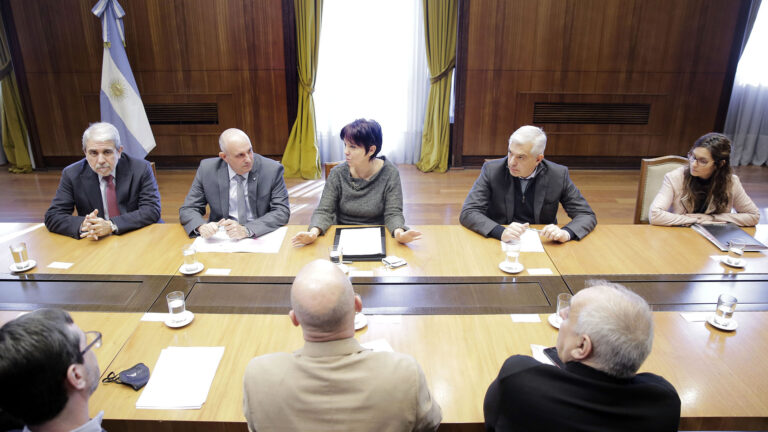 Nuevas herramientas de fiscalización y simplificación de trámites en sector agroindustrial