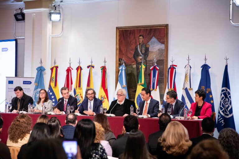 Cafiero destacó el acompañamiento y la asistencia a las víctimas de trata de personas como uno de los ejes de la política consular argentina