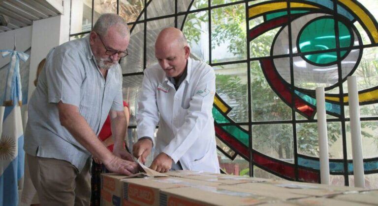 Llegaron a Cuba las primeras donaciones sanitarias de la Argentina por el incendio en Matanzas