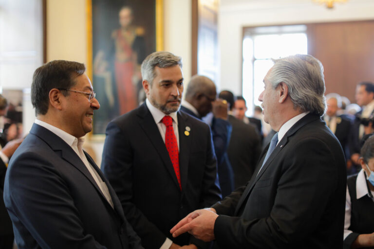 El presidente Alberto Fernández participó esta tarde de la asunción de su par de Colombia, Gustavo Petro