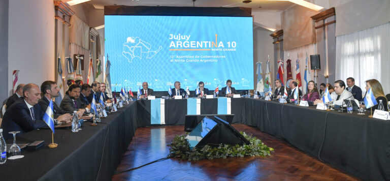 Juan Manzur: “Vamos a trabajar para que el Norte Grande se dirija hacia un destino de grandeza”