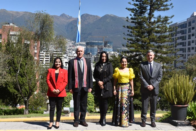 El embajador Gabriel Fuks recibió a los miembros del Grupo Interparlamentario de amistad Ecuador – Argentina