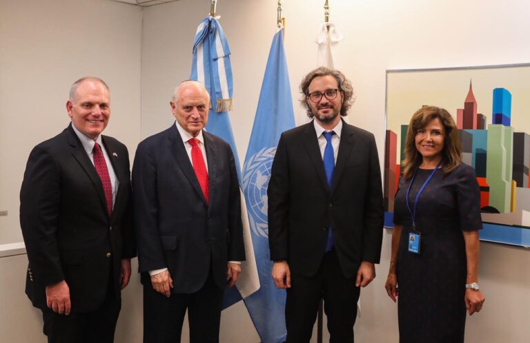 Cafiero se reunió en la ONU con la comunidad judía para impulsar una agenda de trabajo contra el antisemitismo y el racismo