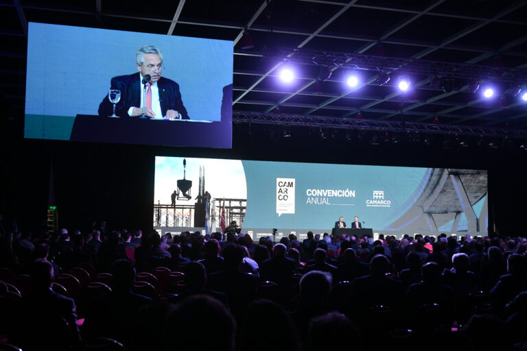 Alberto Fernández: “Protejamos a la democracia de todos aquellos que la desprecian”