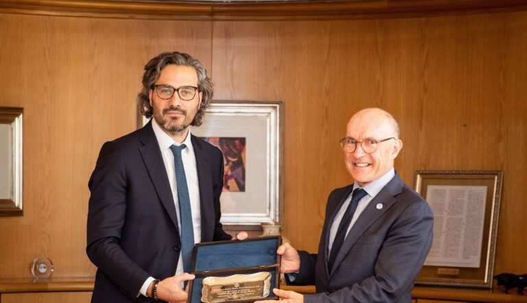 ARA San Juan: Cafiero reconoció la labor de organización internacional por su colaboración en la búsqueda del Submarino