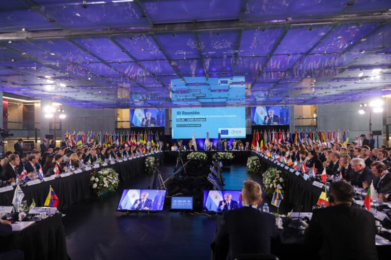 Alberto Fernández llamó a que en todos los países se respeten “la democracia y el veredicto popular”