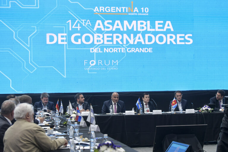Juan Manzur: “Los gobernadores del Norte Argentino trabajan juntos para que la región crezca, más allá de las diferencias”