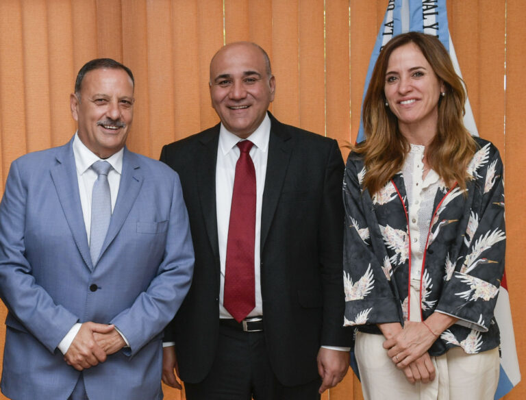 Juan Manzur: “Vemos una La Rioja pujante, de pie, a partir de<br>políticas públicas que generaron miles de puestos de trabajo”