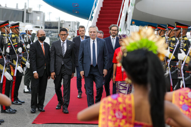 El Presidente llegó a Bali para participar de la Cumbre del G20