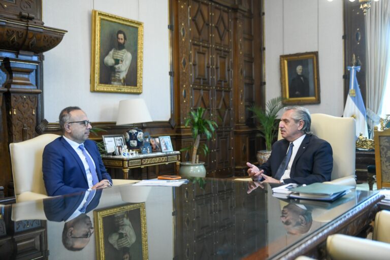<strong>Alberto Fernández se reunió con Antonio Aracre, nuevo jefe de Asesores de la Presidencia</strong>