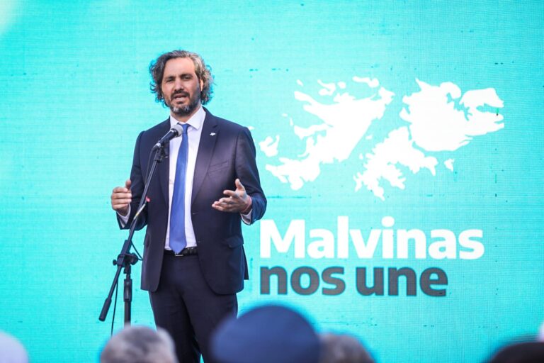Malvinas: el Gobierno argentino autorizó dos vuelos chárter desde las Islas al territorio continental por razones humanitarias