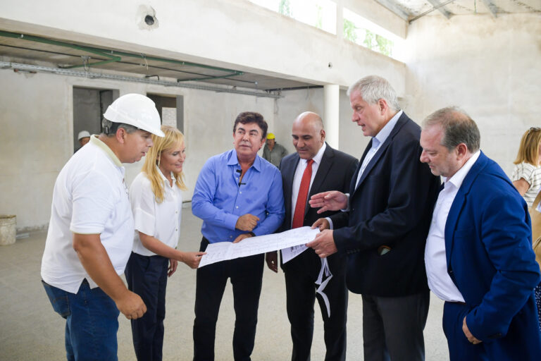 Juan Manzur, en La Matanza: “La manera de tener una Argentina mejor es invertir en educación, y eso es lo que estamos haciendo»