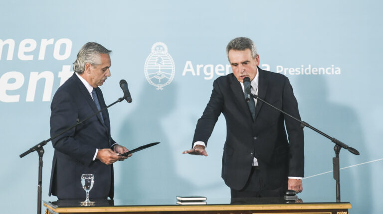 <strong>Agustín Rossi es el nuevo jefe de Gabinete</strong>