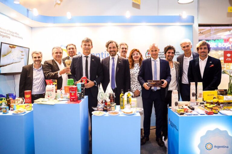 Finalizó la exitosa misión comercial a India y Bangladesh encabezada por Cafiero junto a 20 empresas argentinas