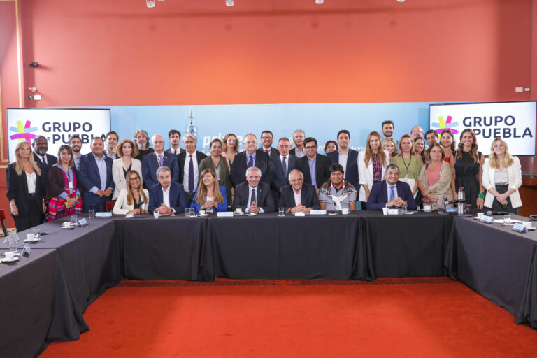 El Presidente anunció el reingreso de la Argentina a la UNASUR