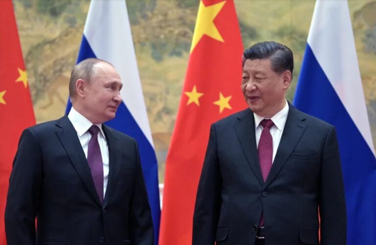 Putin da la bienvenida a Xi de China al Kremlin en medio de los combates en Ucrania
