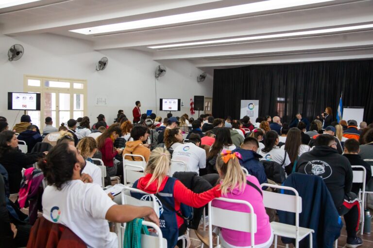 Cascos Blancos finalizó el Encuentro Federal de Jóvenes Líderes en Asistencia Humanitaria
