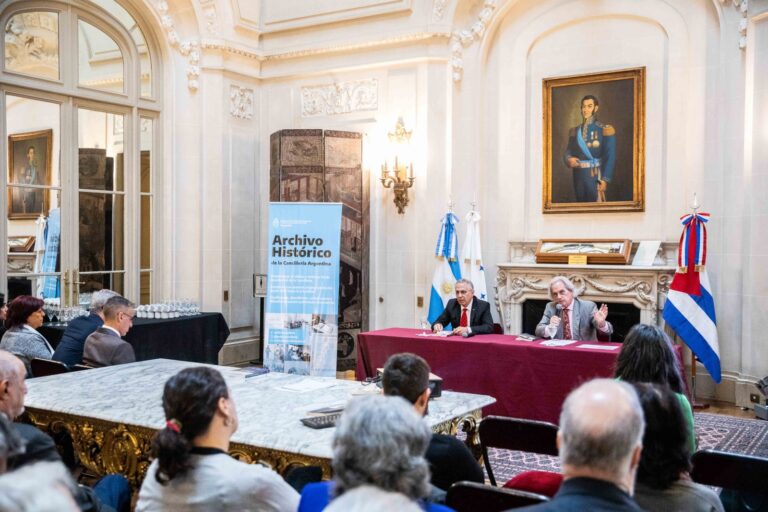 Conmemoración del 50° aniversario del restablecimiento de las relaciones diplomáticas entre Argentina y Cuba