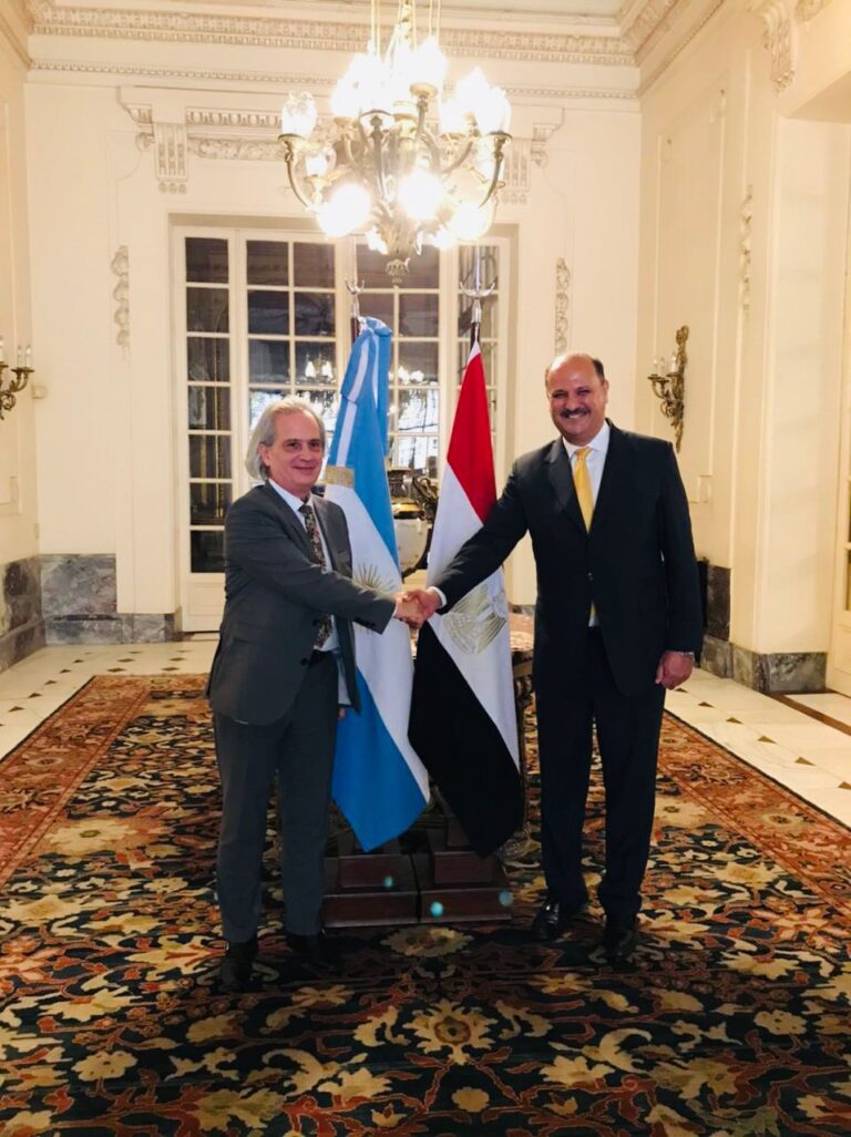 Argentina y Egipto celebran nueva ronda de consultas políticas en El Cairo