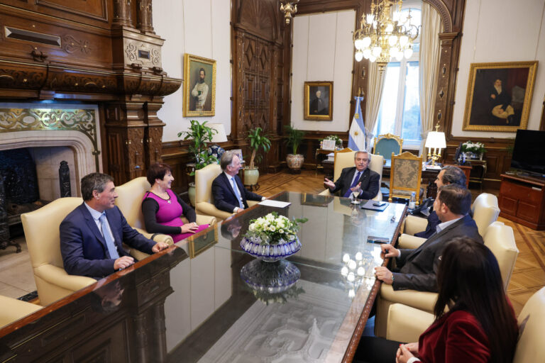 El Presidente se reunió con el titular de la Cámara de la Construcción, Gustavo Weiss