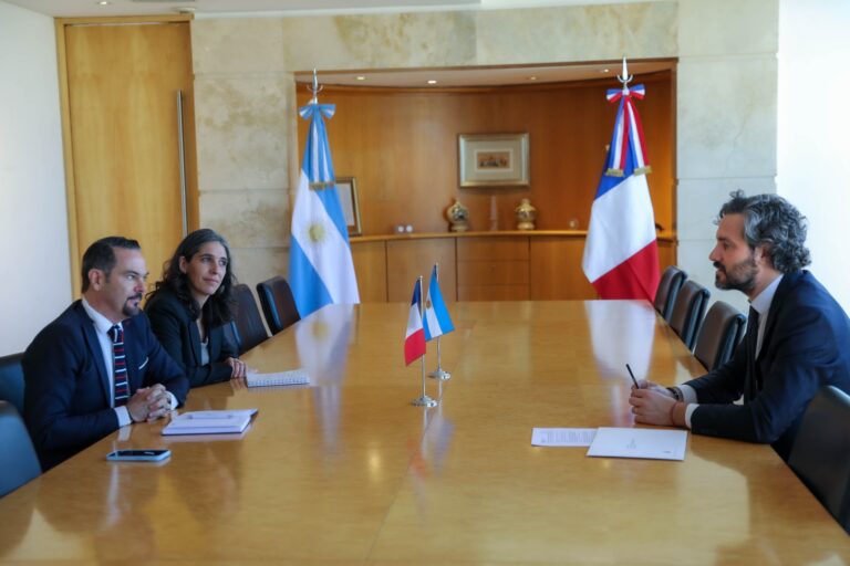Cafiero recibió al nuevo embajador de Francia y destacó la sólida relación bilateral alcanzada en estos últimos cuatro años