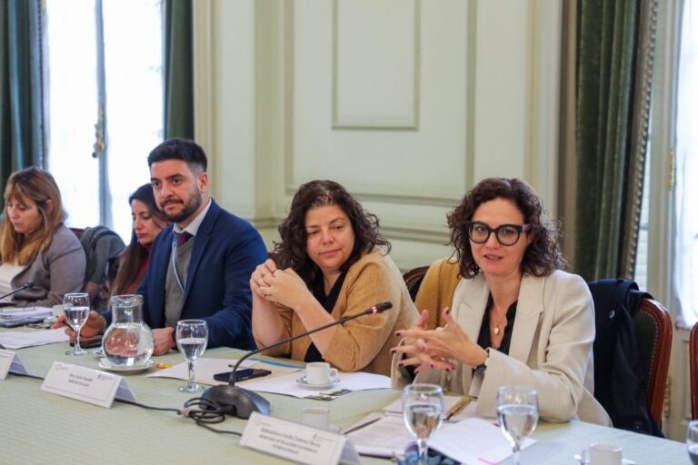 Vizzotti y Todesca Bocco se reunieron con las empresas que participaron en las misiones comerciales multisectoriales a África