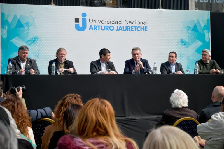 Rossi: “La posibilidad de progresar y desarrollarse se concreta con educación pública, gratuita y de calidad”