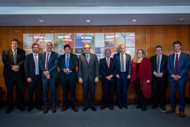 Argentina y Uruguay actualizan el Sistema de Pagos en Moneda Local para fortalecer el comercio bilateral