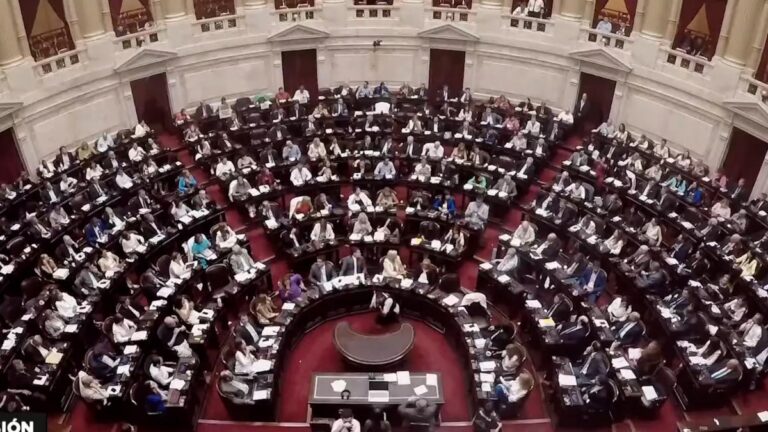 En otra sesión que se prevé extensa, Diputados debatirá en particular la ley «Bases»