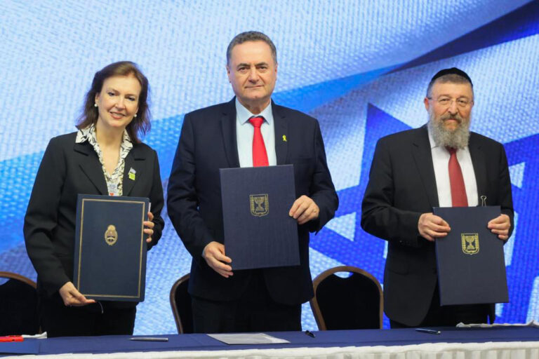 VIAJE DEL PRESIDENTE MILEI A ISRAEL: LA CANCILLER MONDINO SE REUNIÓ CON SU PAR, YISRAEL KATZ, Y OTROS ALTOS FUNCIONARIOS DEL GOBIERNO ISRAELÍ