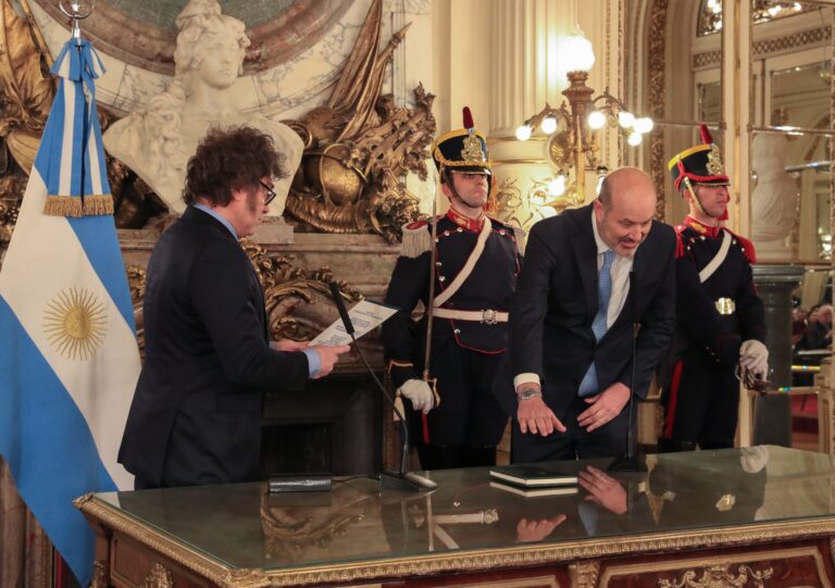 Juró Sturzenegger como Ministro de Desregulación y Transformación del Estado