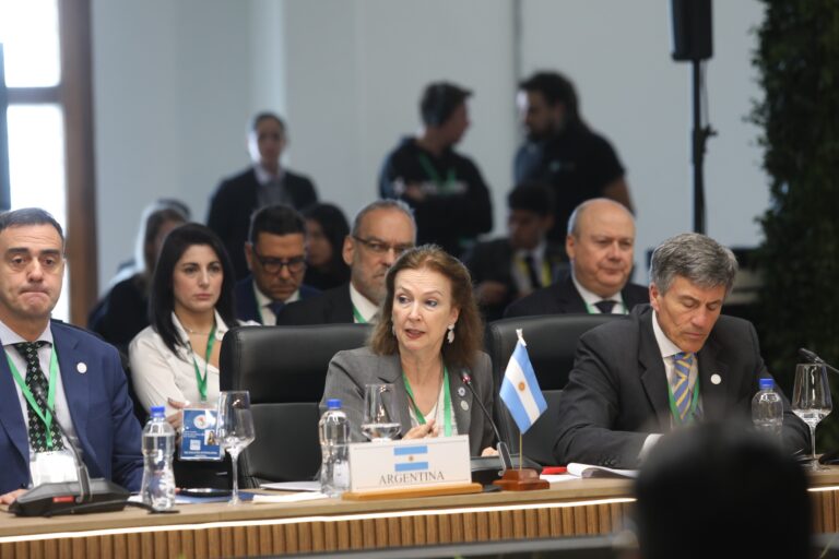 Cumbre del MERCOSUR: Mondino exhortó a los países del bloque a modernizar la integración regional y abrirse al mundo con negociaciones novedosas