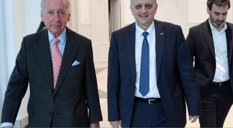 Horacio Marín y autoridades de YPF visitaron la UIA