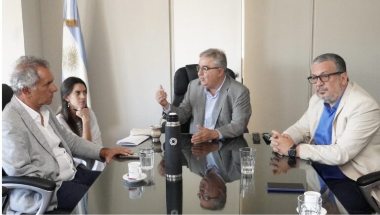 Scioli se reunió con el gobernador de Catamarca