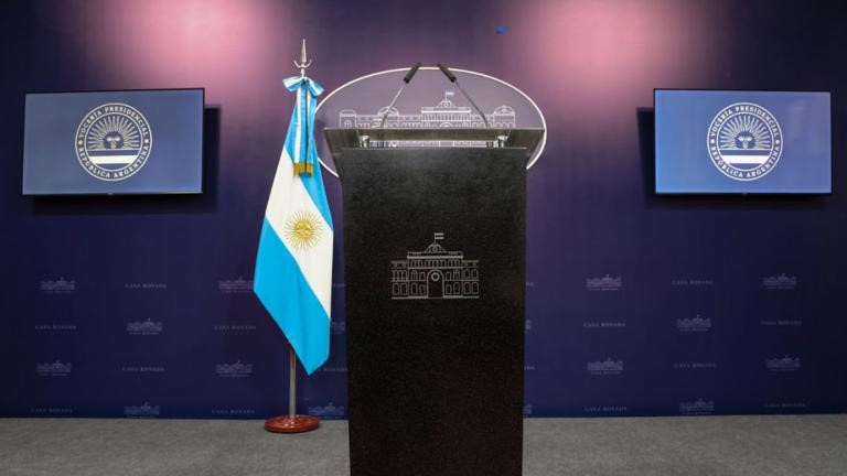 ADEPA denunció que el Gobierno impone filtros que pueden silenciar a medios y periodistas