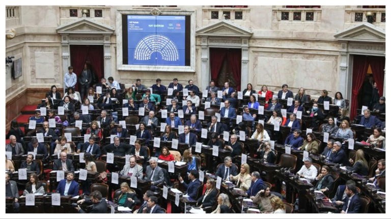 Sesión caliente en Diputados: se debate un aumento para los jubilados