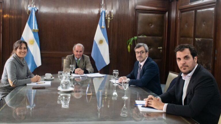 El subsecretario de Ambiente se reunió con representantes de la Unión Industrial Argentina